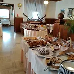 Garni Miramonti فندق 3*