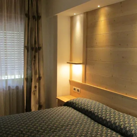 Hotel Garnì Miramonti