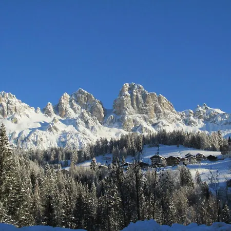Garnì Miramonti Hotel 3*