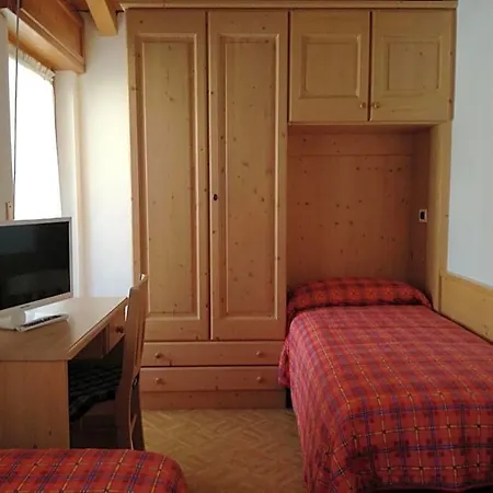 Hotel Garni Miramonti 3*