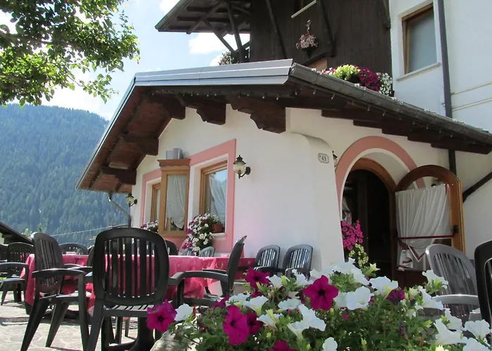 Hotel Garnì Miramonti 3*